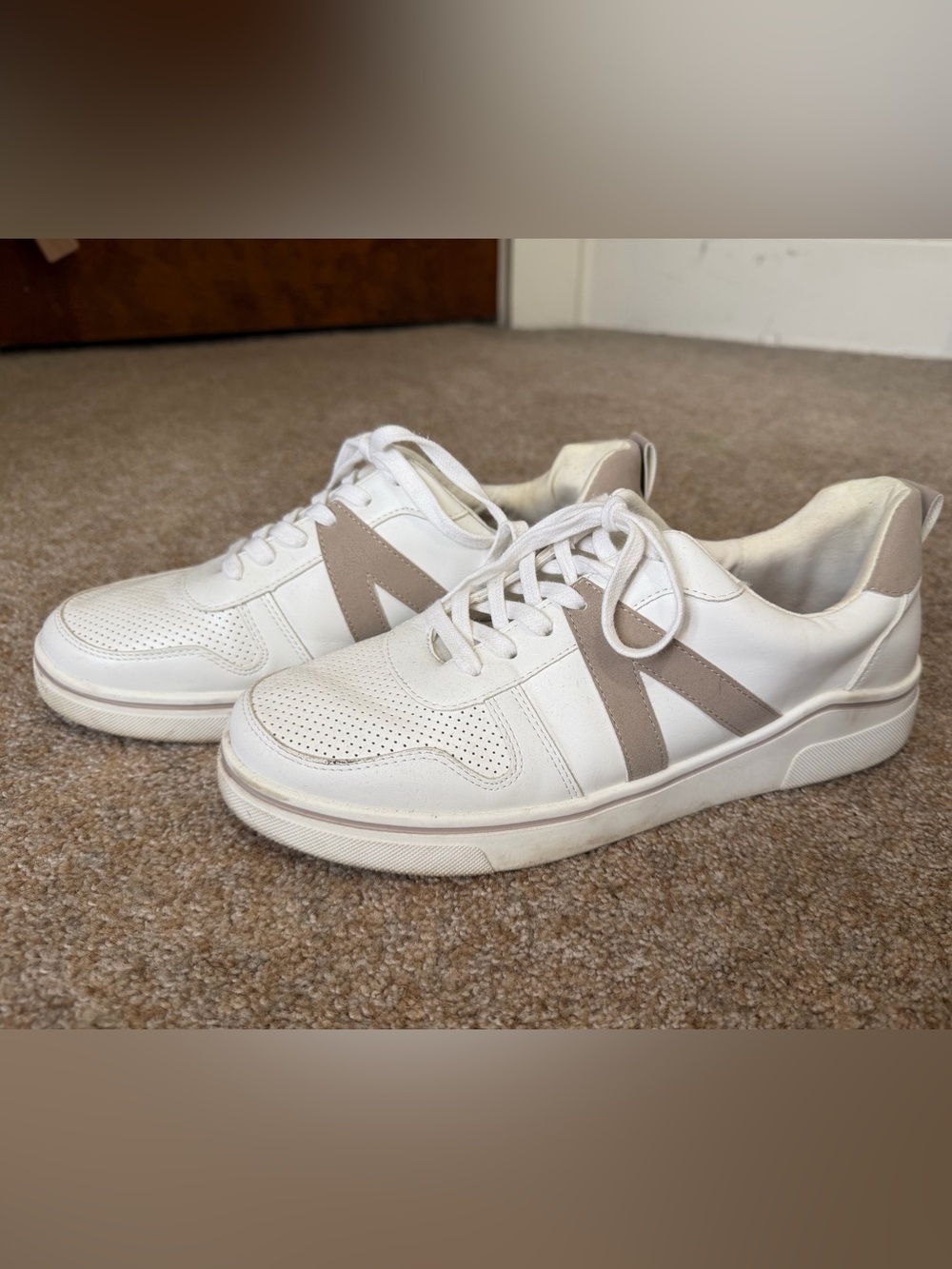 MIA sneakers